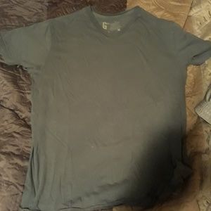 Gap tee shirt